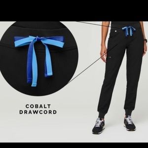 FIGS women’s Black/Cobalt Zamora - Jogger Scrub Pants